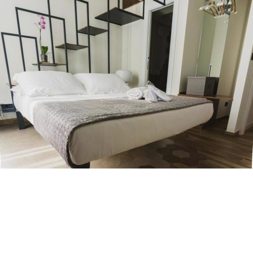 Catania House