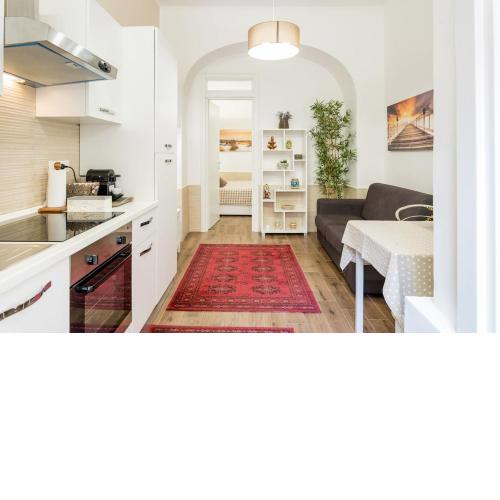 CATHEDRAL APARTMENT