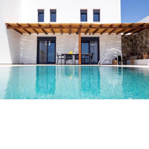 Cato Agro 4, Seafront Villa with Private Pool