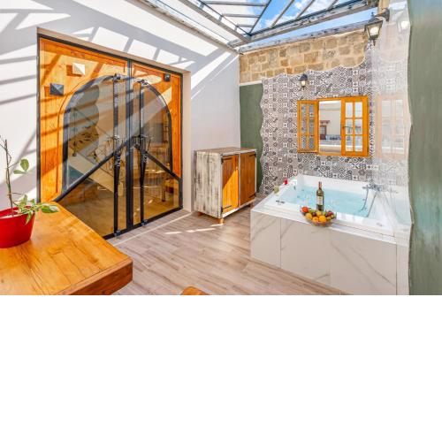 Cava D''Oro Suites