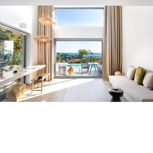 Cavo Delea - Elegant Suites