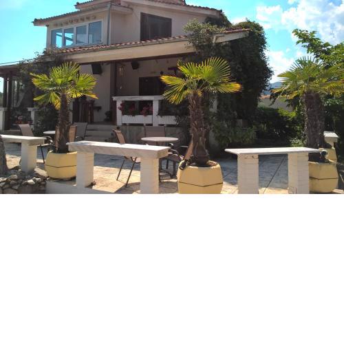 Cavo Paradiso Villa