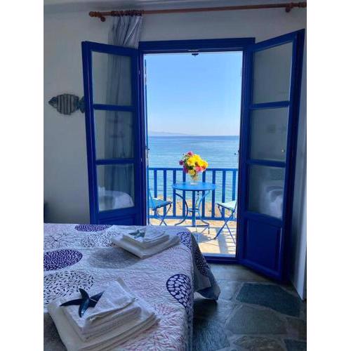 Cavos Studio by the sea (North)