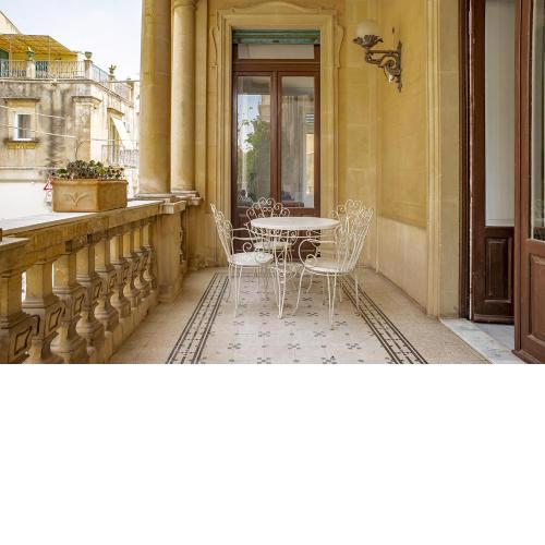 Cavour Apartments by Wonderful Italy