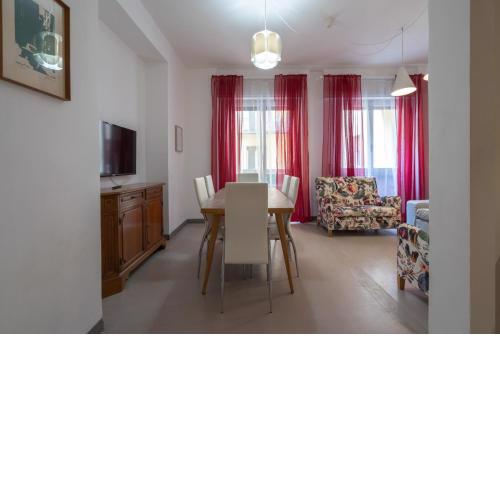 Cavour Elegant Apartment
