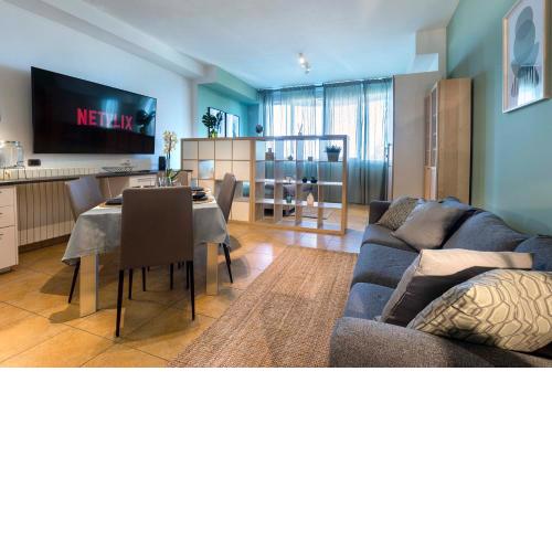 [Cavour] Elegante Loft in Centro