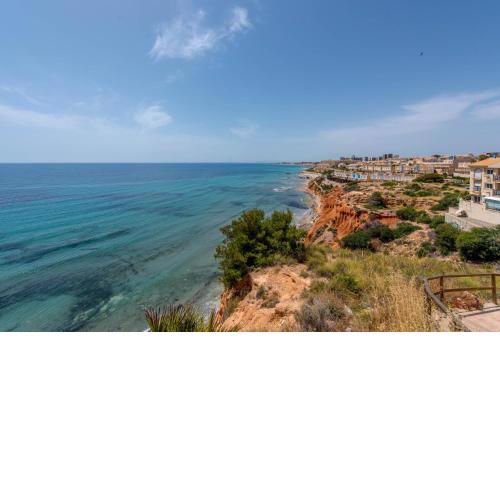 CB Living - Apartment with roof terrace Aguamarina