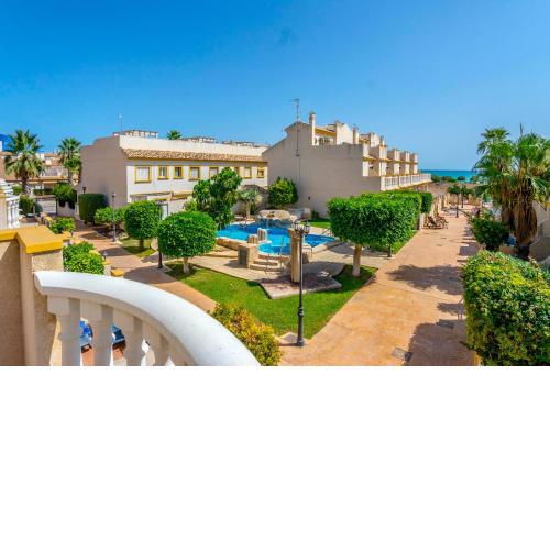 CB Living - First line detached house, Cabo Roig