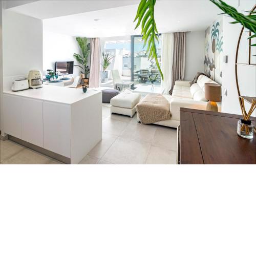 CDG- Luxury apartment in Cortijos Del Golf