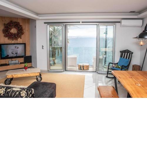 ΟCEAN BLUE Apartment in Chania