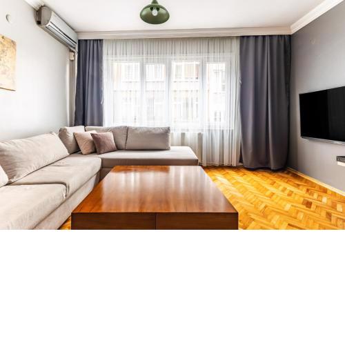 Central and Convenient Flat in Kadıköy