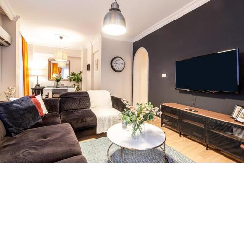 Central and Convenient Flat in Sisli
