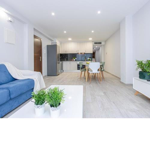 CENTRAL APARTMENT 2A 50m BEACH
