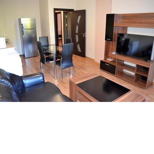 Central Apartment 4