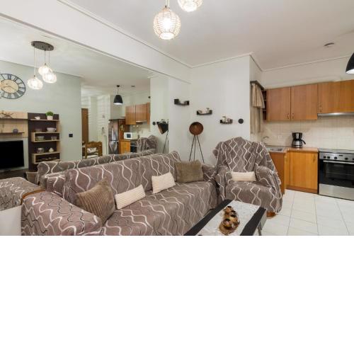 Central Apartment For 3 ppl In Athens