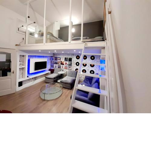 Central Budapest Apartment - 36m2 - 3beds