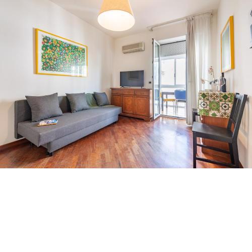 Central & Comfy Apartment with veranda