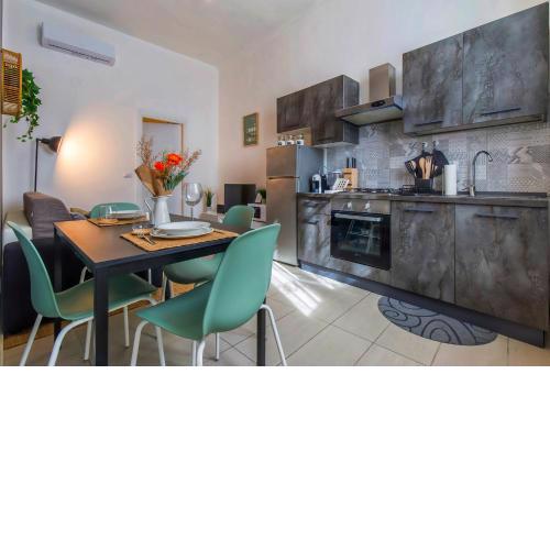Central & Comfy Flat in the beating heart of Turin