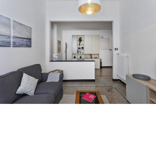 Central & Cozy Apartment by Wonderful Italy