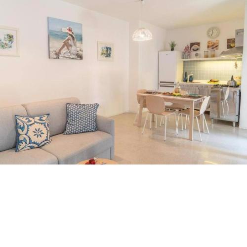 Central Cozy Apartment