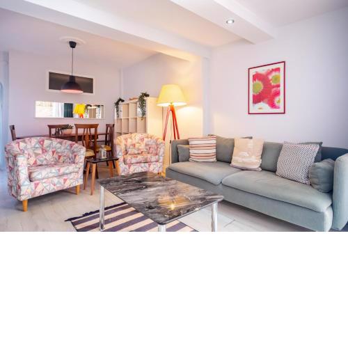 Central Flat Close to Shopping Malls in Sisli