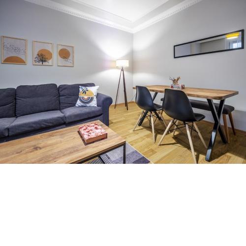 Central Flat near Shopping Malls in Kagithane