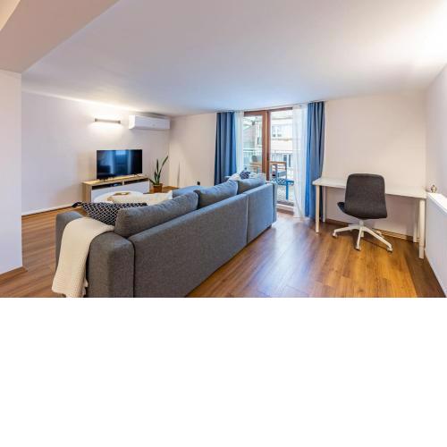 Central Flat with Lovely Terrace near Osmanbey Metro Station in Ferikoy, Sisli