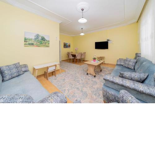 Central Fully Furnished Flat in Antalya Kepez