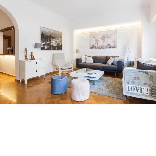 Central Kolonaki flat