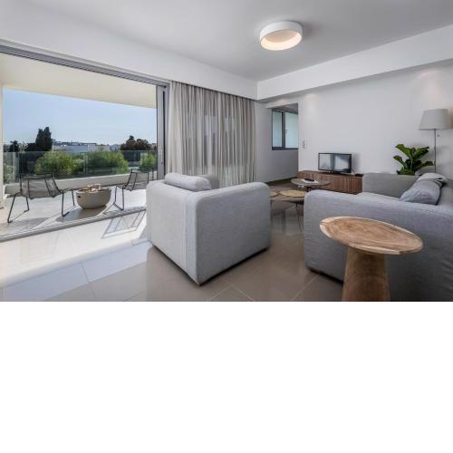Central Loft 2bd Apartment