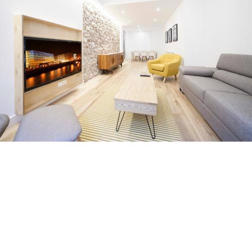 Central Luxury Boutiques - SSHousing
