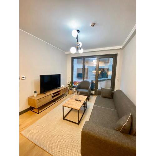 Central Modern Apartment by Siena Suites
