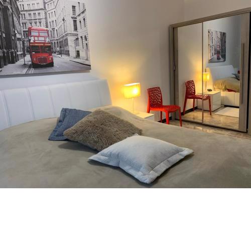 Central Modern Apartment Maggiora