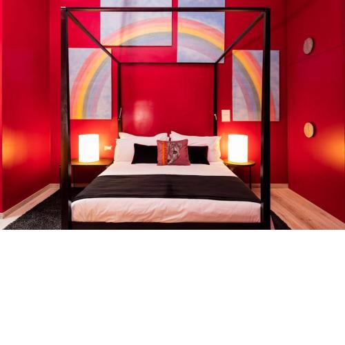 Central Rome Pop Art: space and luxury
