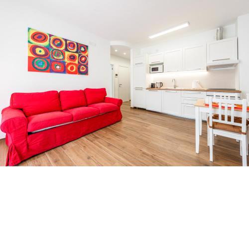 Central Station Apt with parking and Netflix
