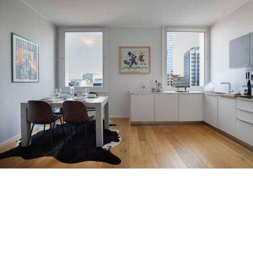 Central Station Suite with sky and city view