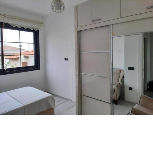 Centrally located house with private pool 150m to the sea-Merkezi konumda denize 150m özel havuzlu ev