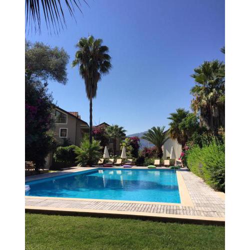 Centre Apartment w/Pool in Gocek - Marigold