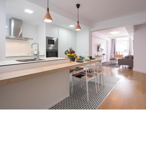 Centrico apartamento 2 dorm