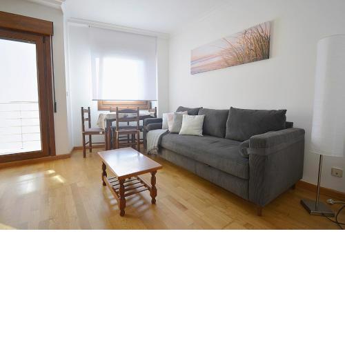 Céntrico apartamento con parking en O Grove