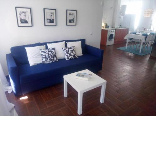 Céntrico apartamento de dos dormitorios, amplio y soleado