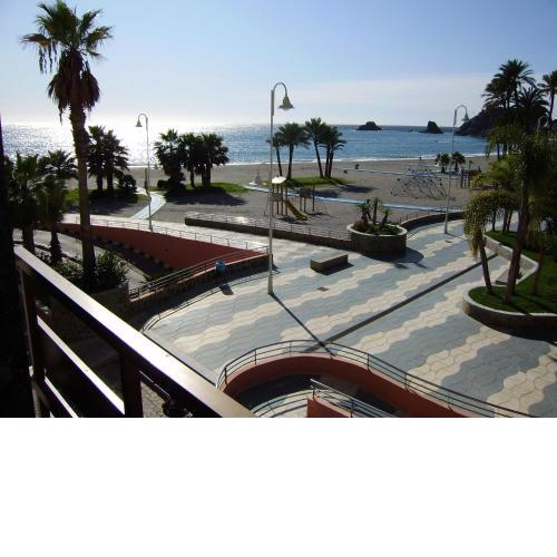 CENTRO-PRIMERA LINEA DE PLAYA