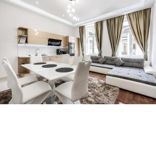 Centrum Opera Luxury Apartment