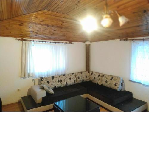 Ceylan Köşk Apartman