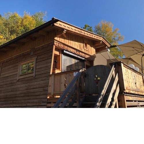 Chalet - Direkt am 5 Sterne Campingplatz Aufenfeld im Zillertal mit Hallenbad und Sauna