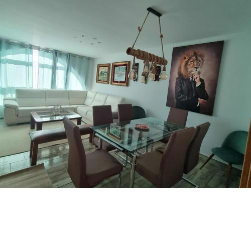 Chalet Adosado Urbanización COPOS PREMIUM Zona Media