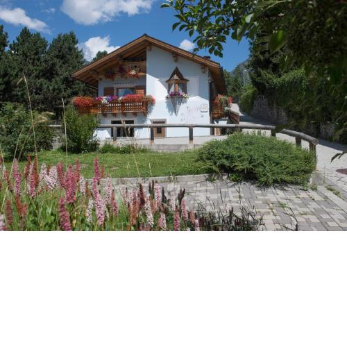 Chalet Alfonz