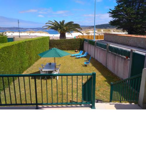 CHALET ATALAYA a pie de playa en Laxe