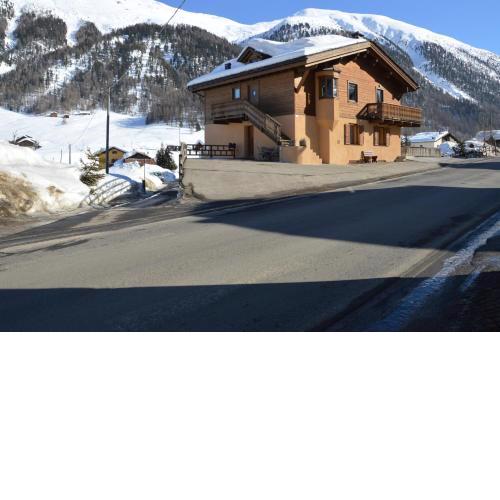 Chalet Aura