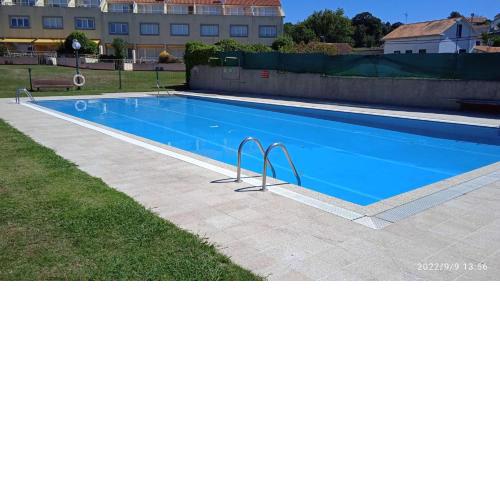 CHALET CON PISCINA EN MIÑO-Perbes
